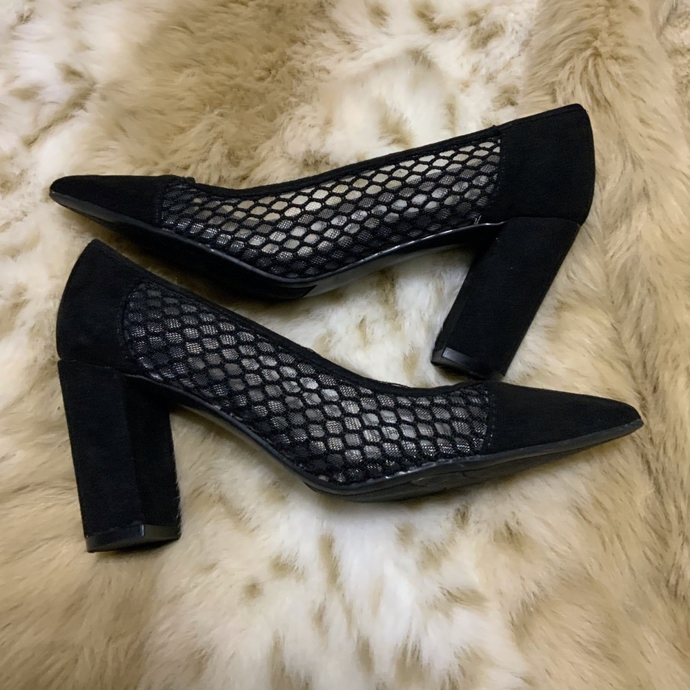 BRAND NEW MARC FISHER  BLACK PLUM. SIZE- 8 - Picture 4 of 6